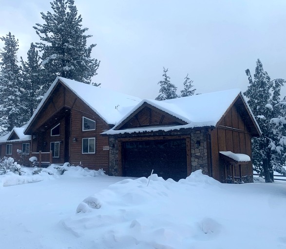 Cabins (United States of America, Big Bear Lake, California)