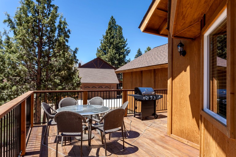 Cabins (United States of America, Big Bear Lake, California)