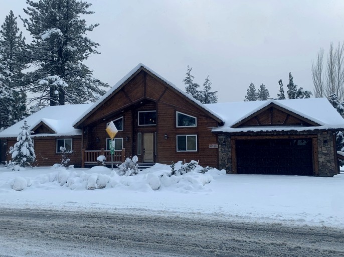 Cabins (United States of America, Big Bear Lake, California)