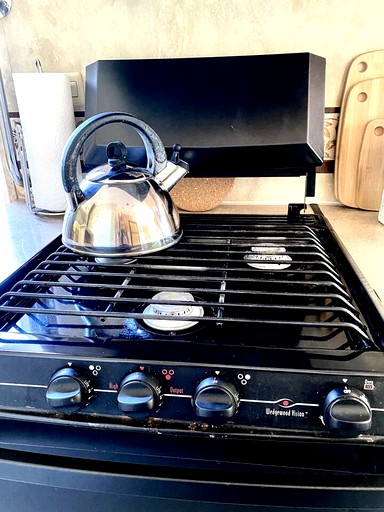 Vacation Rentals (Canada, --, --)