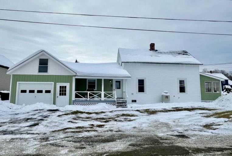 Cabins (United States of America, Greenville, Maine)