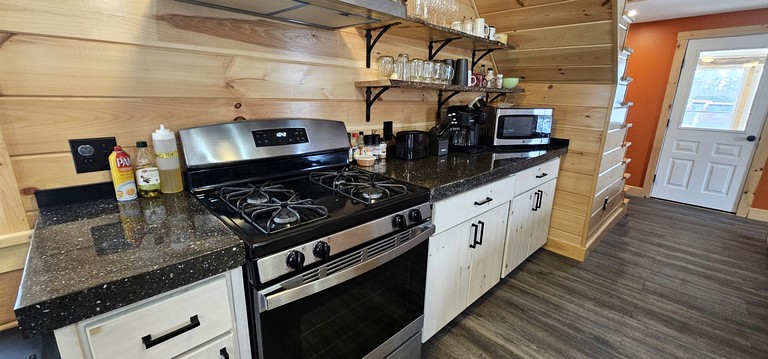 Cabins (United States of America, Greenville, Maine)