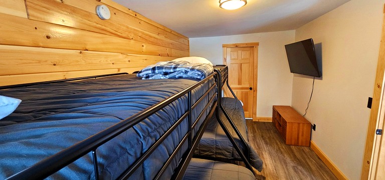 Cabins (United States of America, Greenville, Maine)