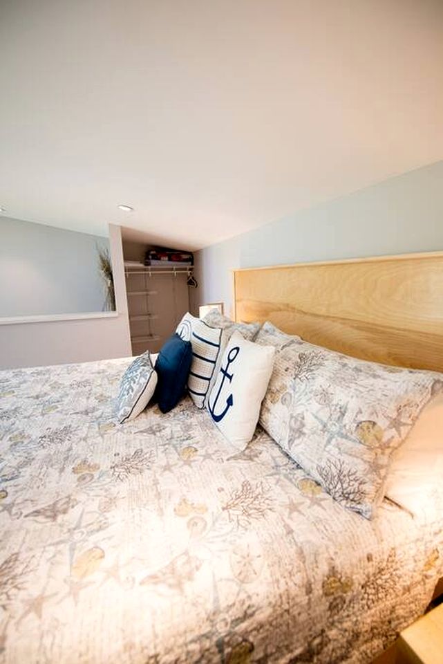 Designed Cottage with Private Dock and Ocean Views in Maine