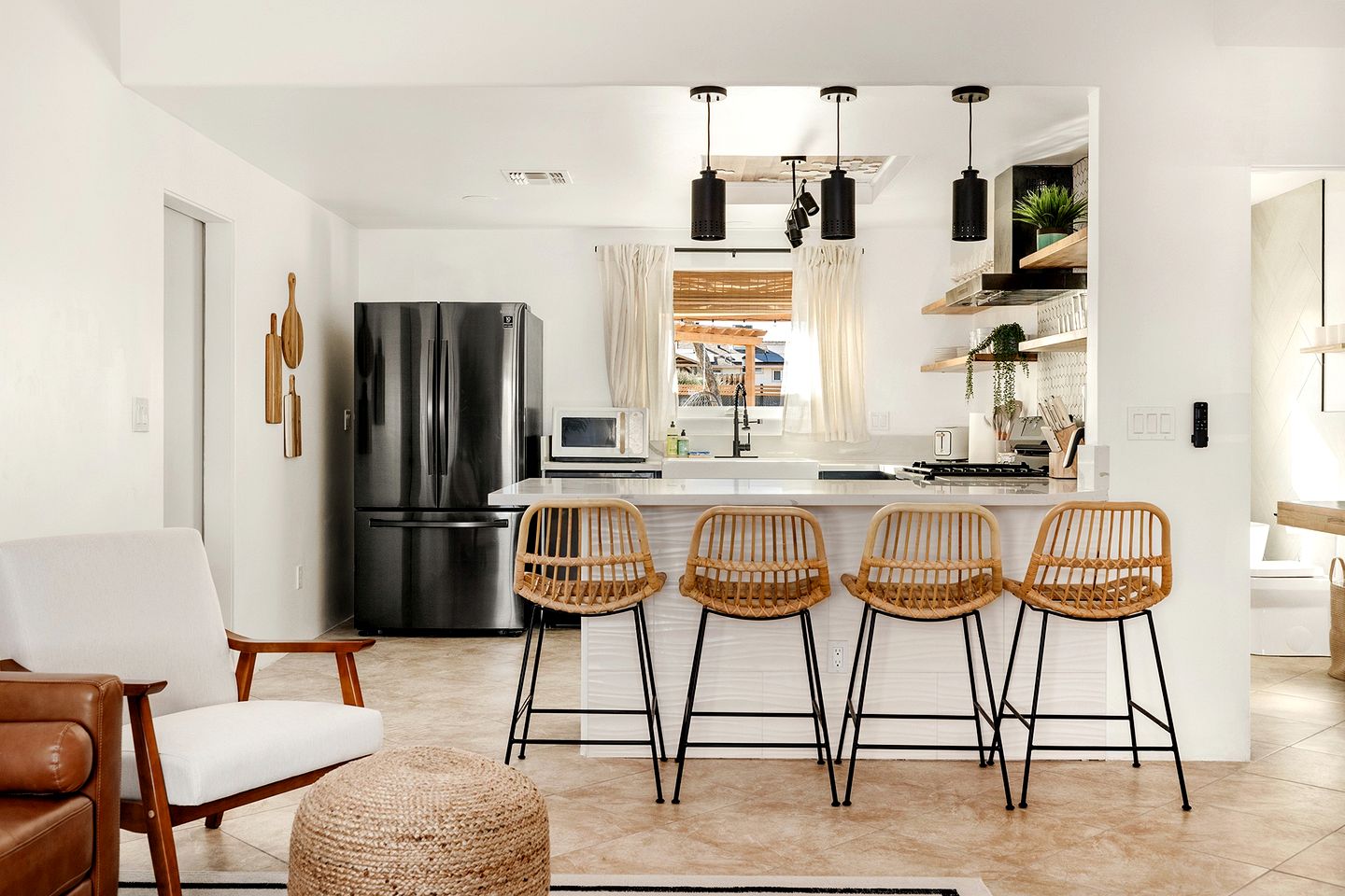 Dreamy Vacation Rental with Fire Pit and Fantastic Desert Views in Yucca Valley, California