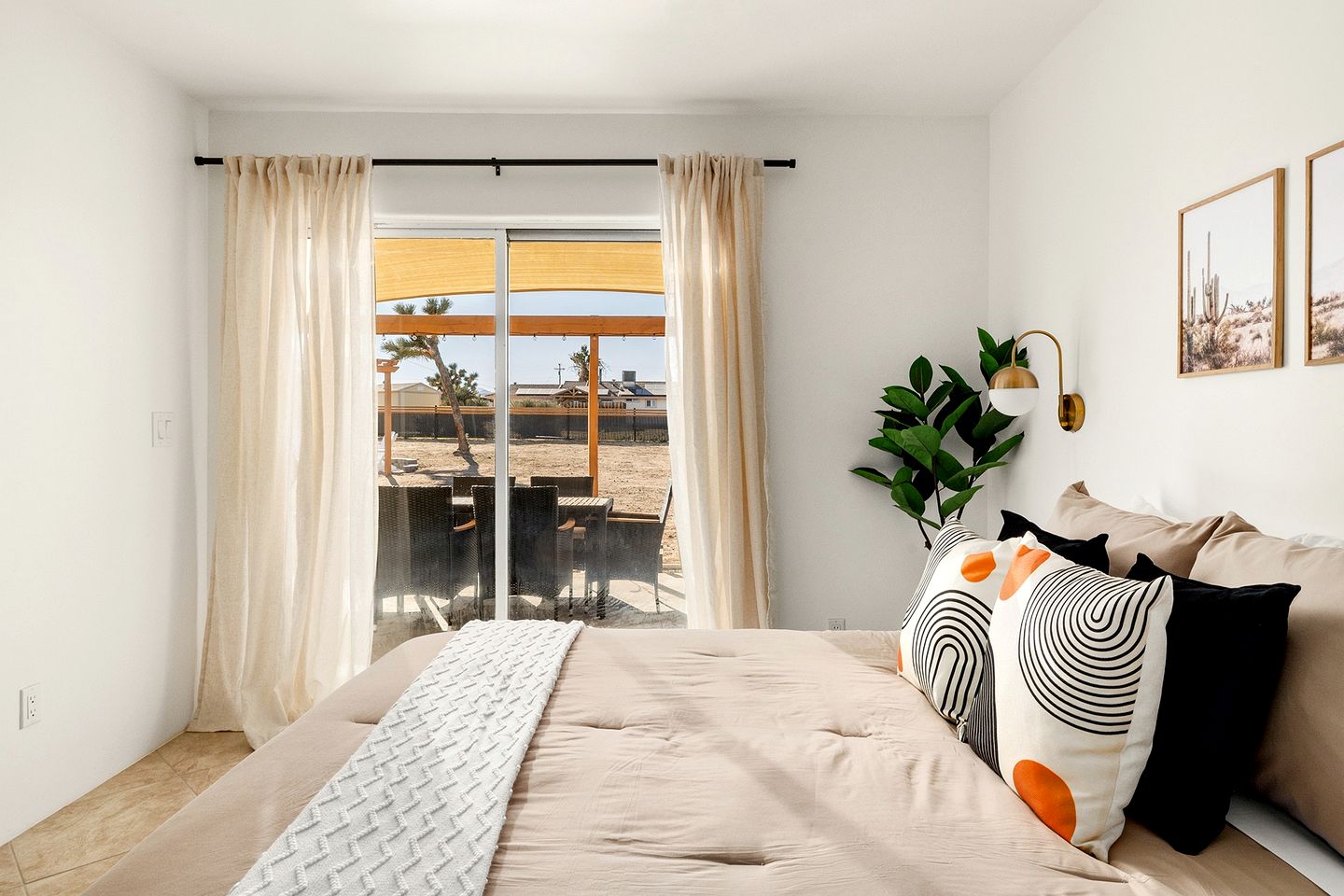 Dreamy Vacation Rental with Fire Pit and Fantastic Desert Views in Yucca Valley, California