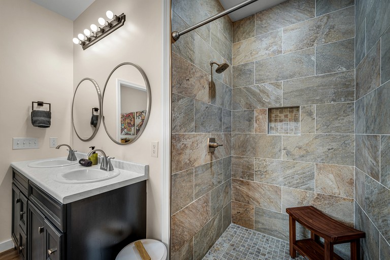 Cabins (United States of America, Fort Payne, Alabama)