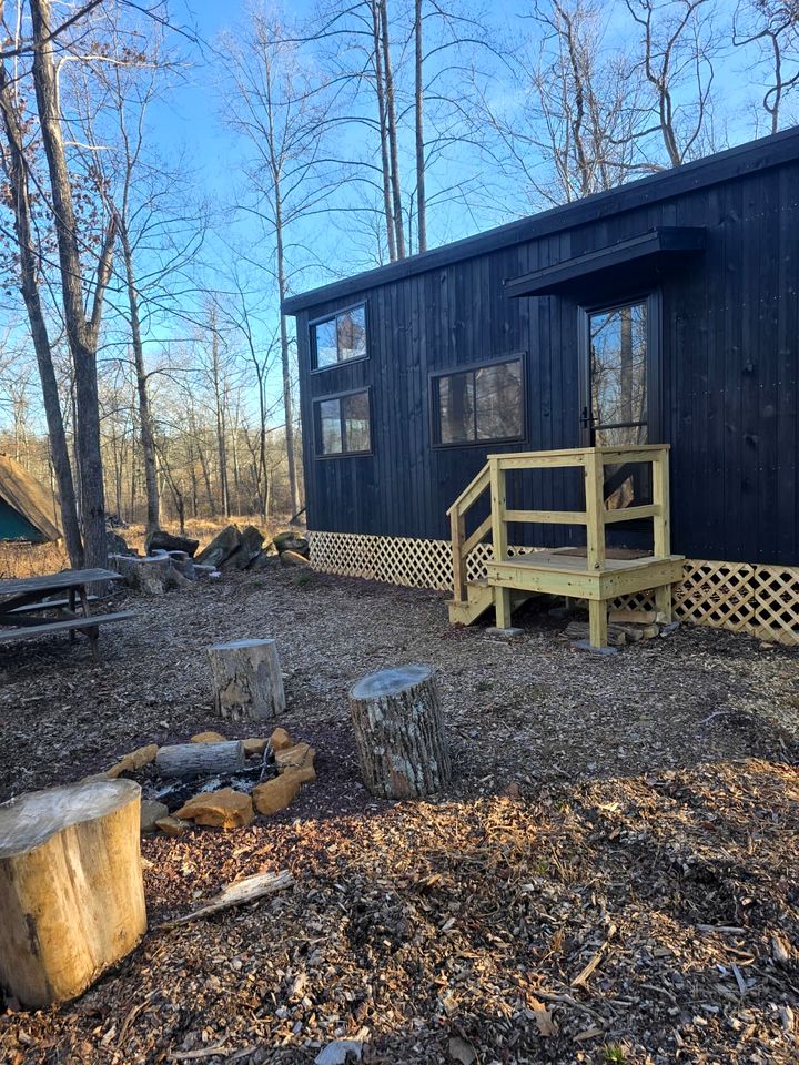 Modern Eco-Pod Retreat in Pennsylvania Forest in a Tiny Cabin with Scenic Views
