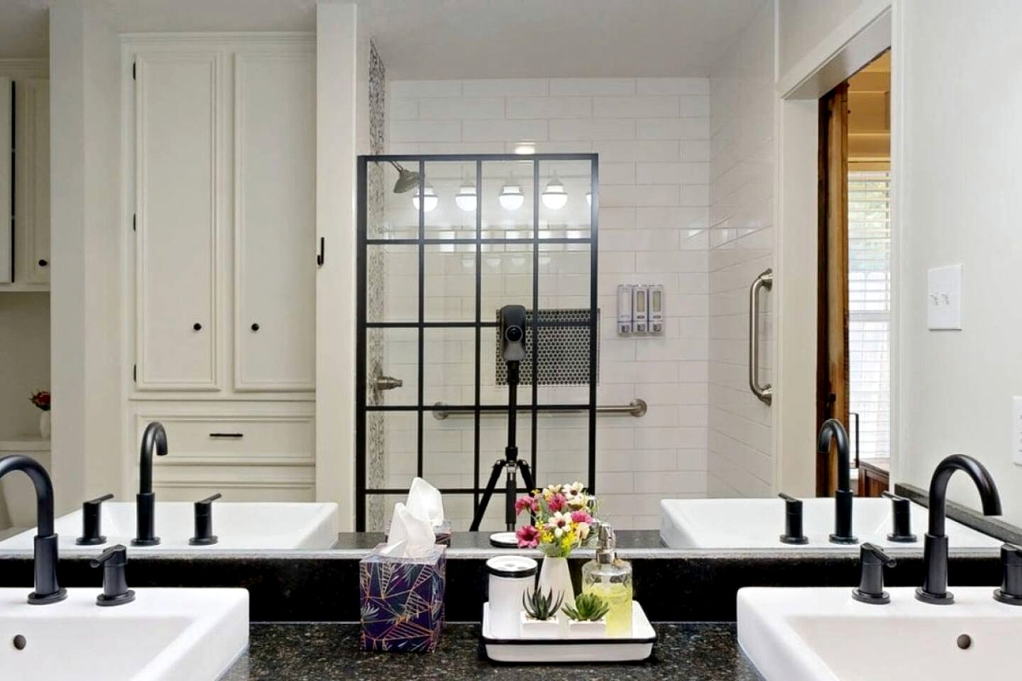Charming Remodeled Home with Modern Comforts Near TAMU & Downtown in Bryan, Texas