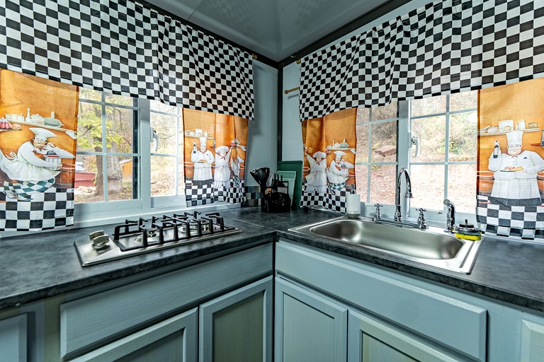 Containers (United States of America, Pipestem, West Virginia)