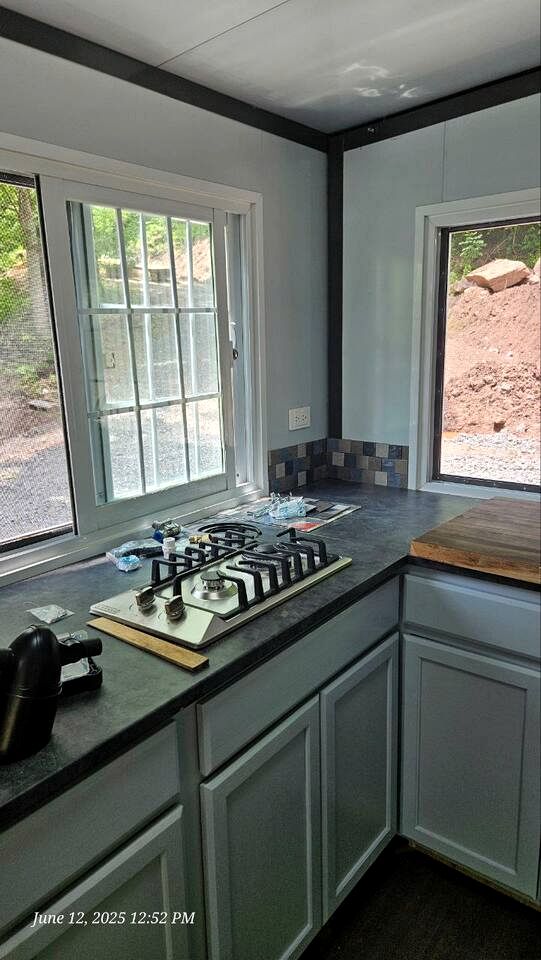 Modern Foldable Container Home with Mountain Views near Pipestem Resort, West Virginia