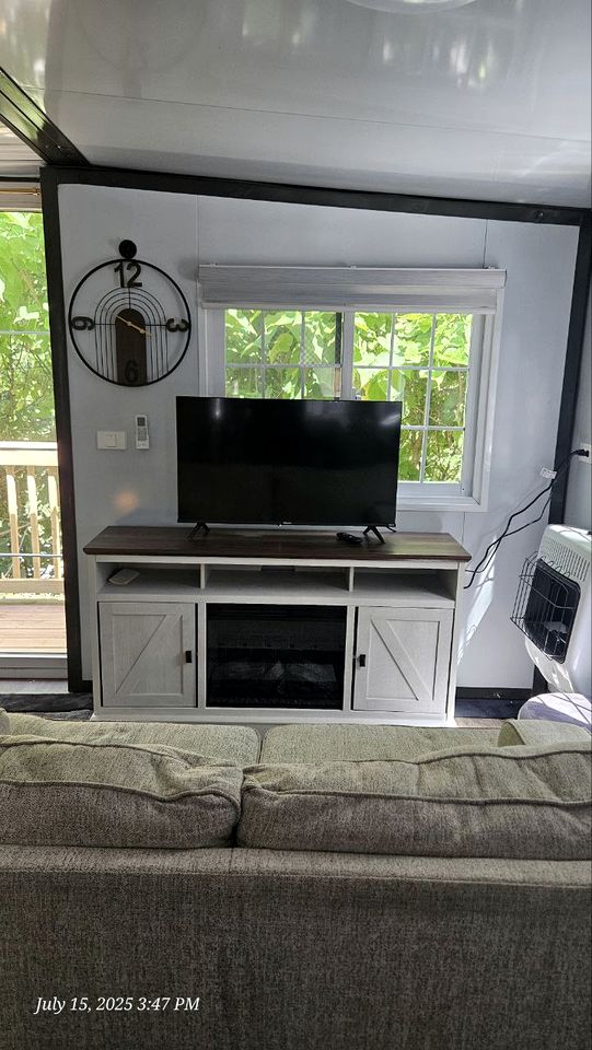 Modern Foldable Container Home with Mountain Views near Pipestem Resort, West Virginia