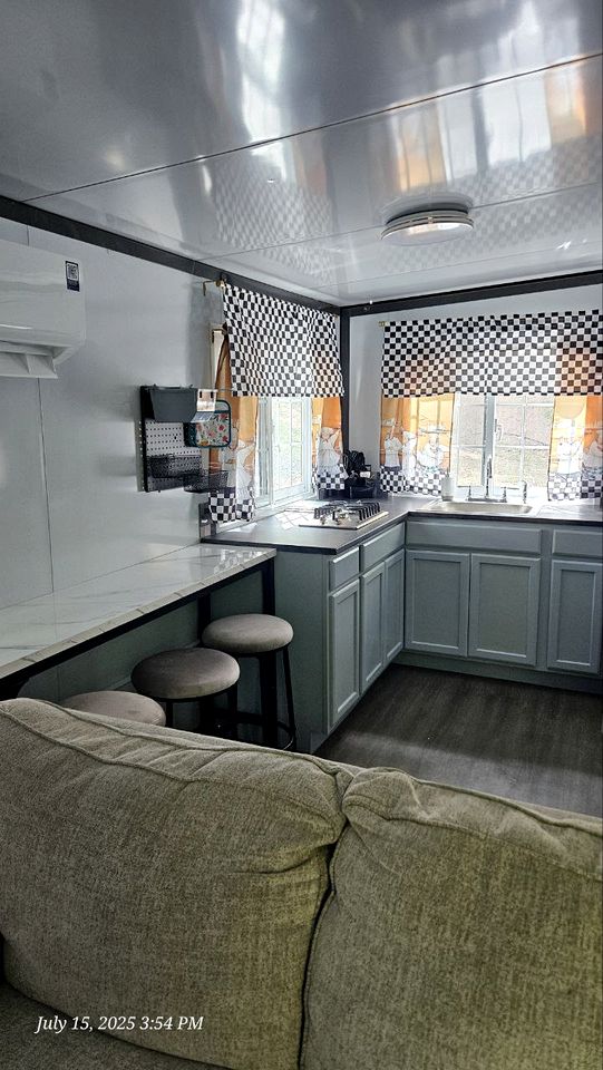 Modern Foldable Container Home with Mountain Views near Pipestem Resort, West Virginia