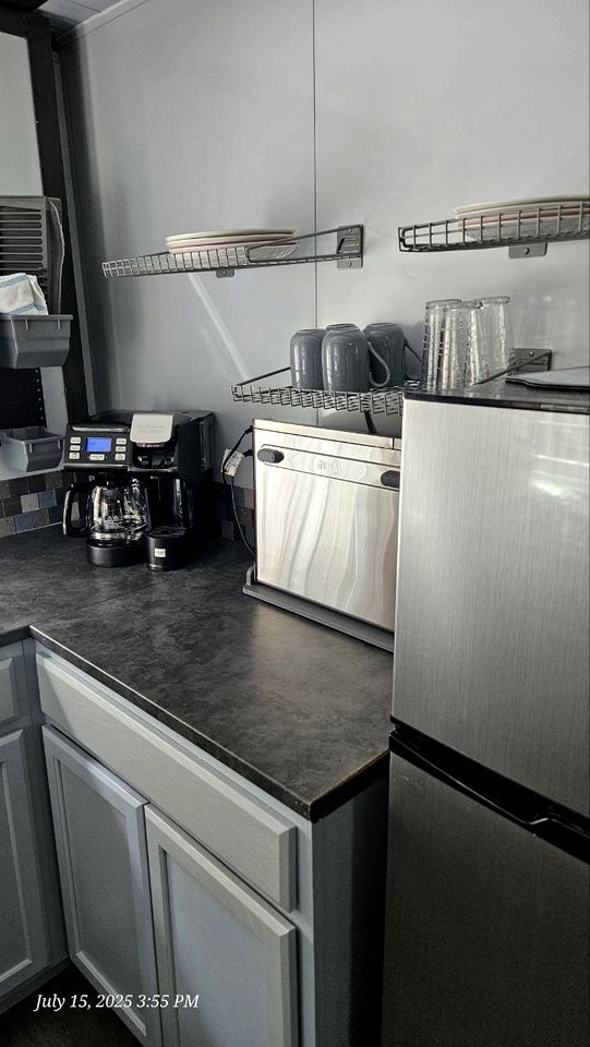 Modern Foldable Container Home with Mountain Views near Pipestem Resort, West Virginia