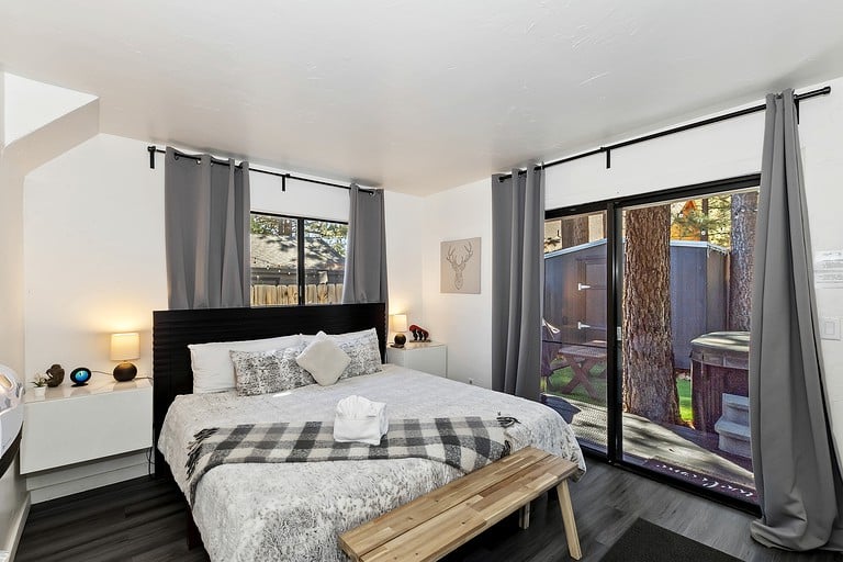 Vacation Rentals (United States of America, Big Bear City, California)