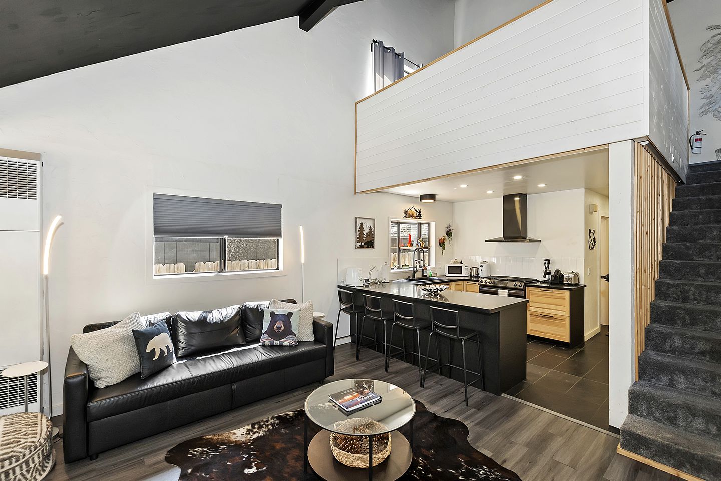 Unwind in Style: Premier Location Cabin with Hot Tub in California