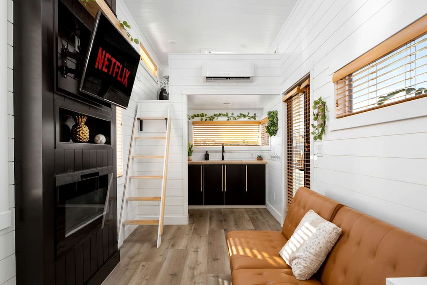 Under the Utah Stars: Experience Stargazing from Our Rooftop Deck Tiny House