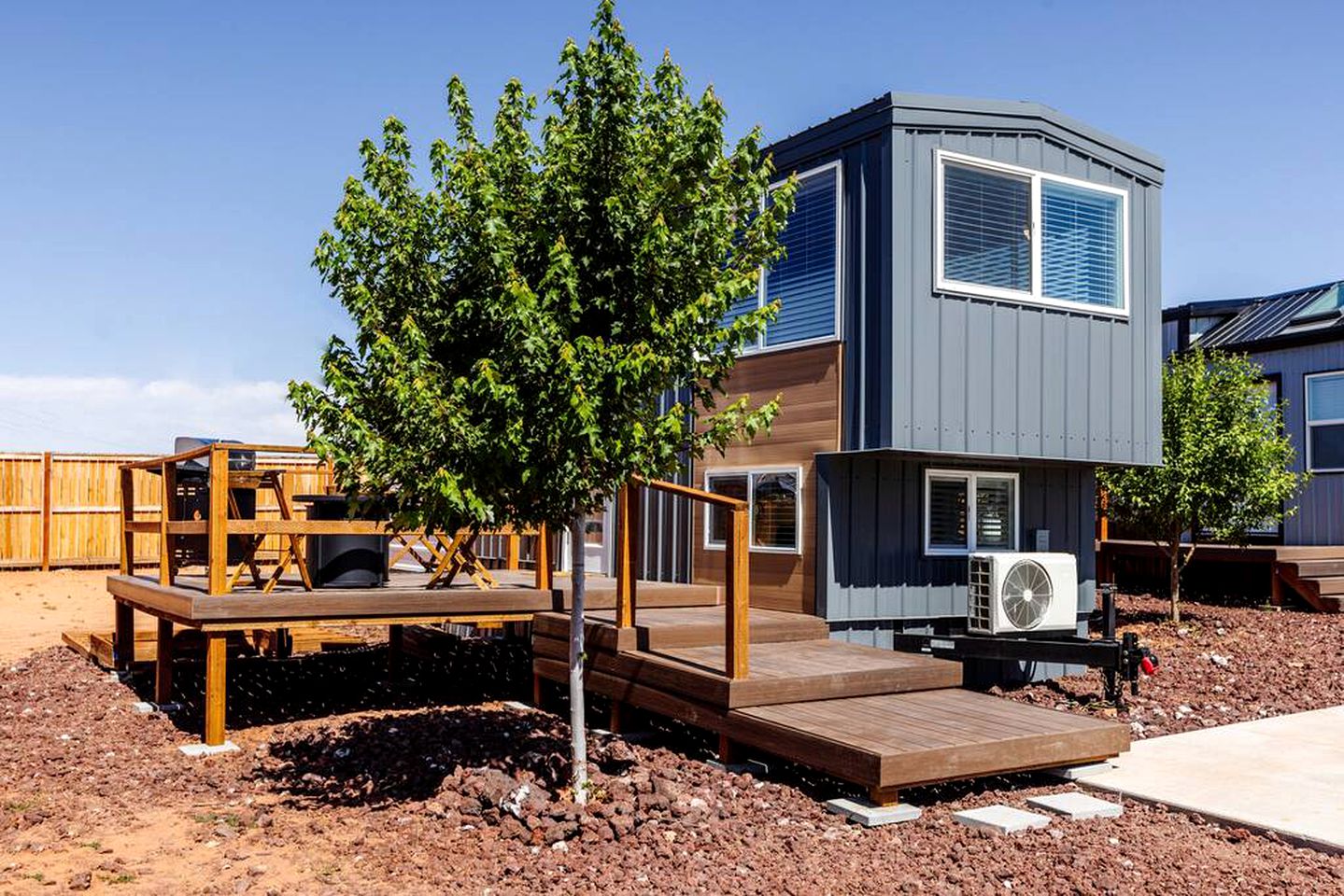 Contemporary Comfort: Modern Tiny House with Private Hot Tub in Apple Valley, Utah