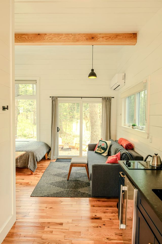 Magical Cabin with Peaceful Surrounding in Freeport, Maine