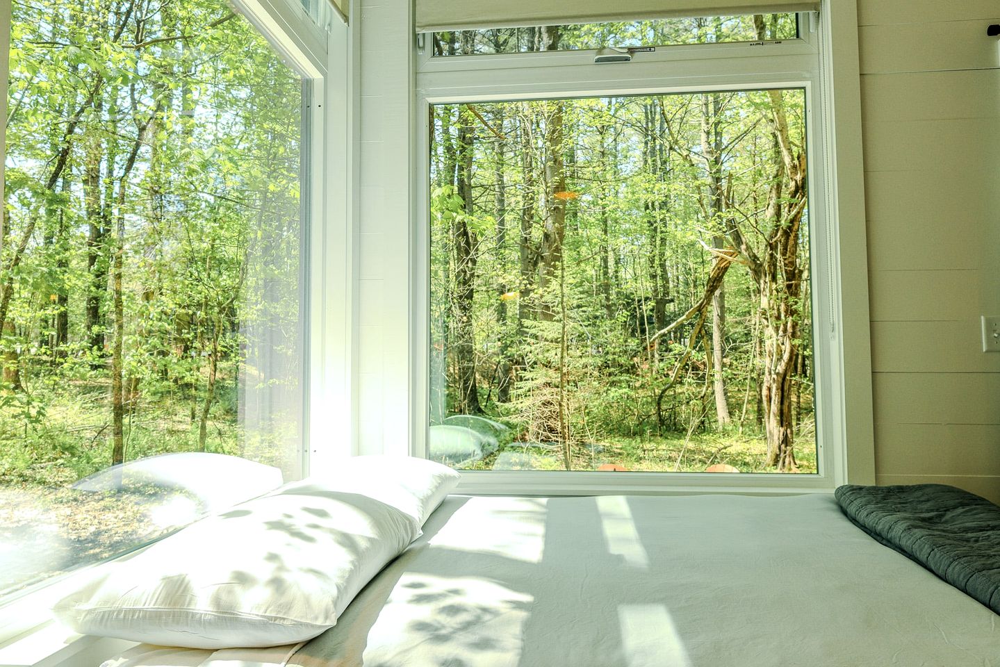 Magical Cabin with Peaceful Surrounding in Freeport, Maine