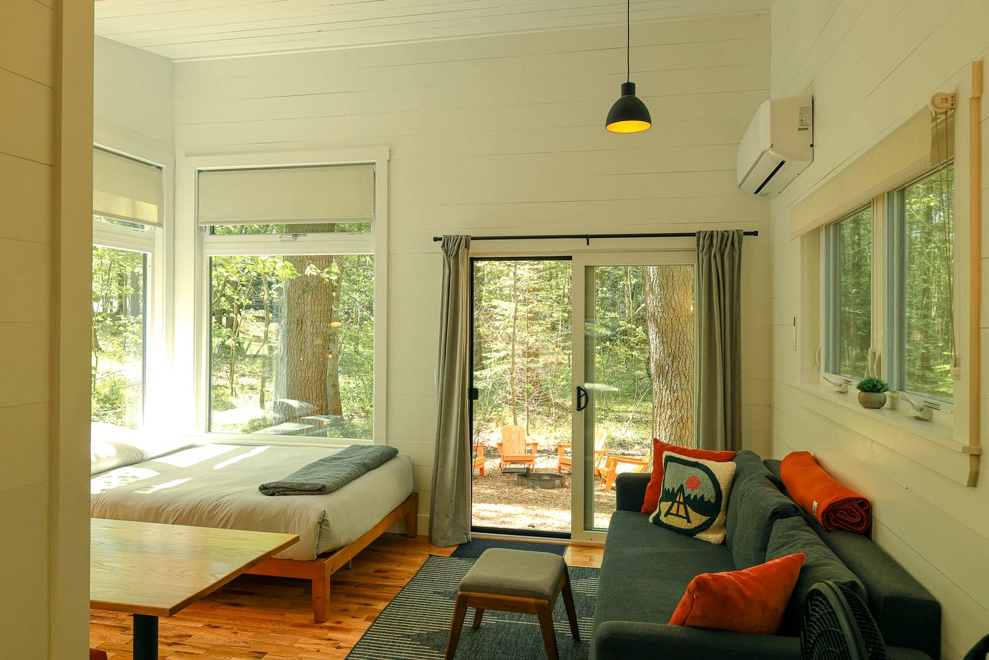 Outstanding Cabin in the Woods in Freeport, Maine