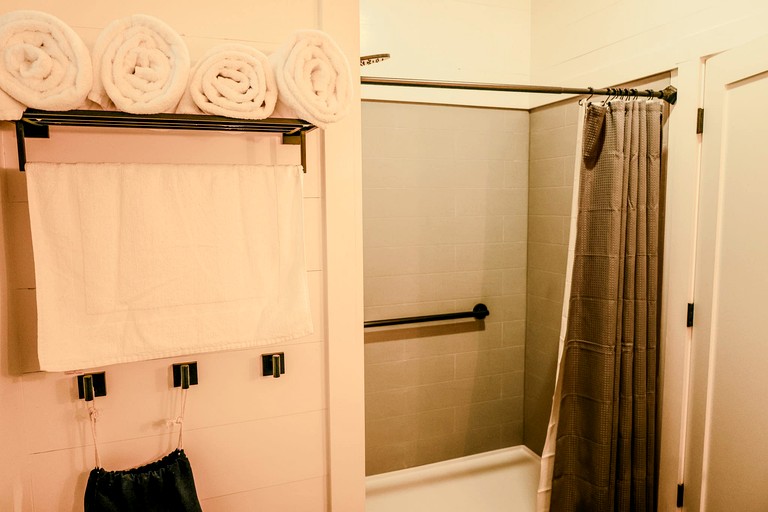 Cabins (United States of America, Freeport, Maine)