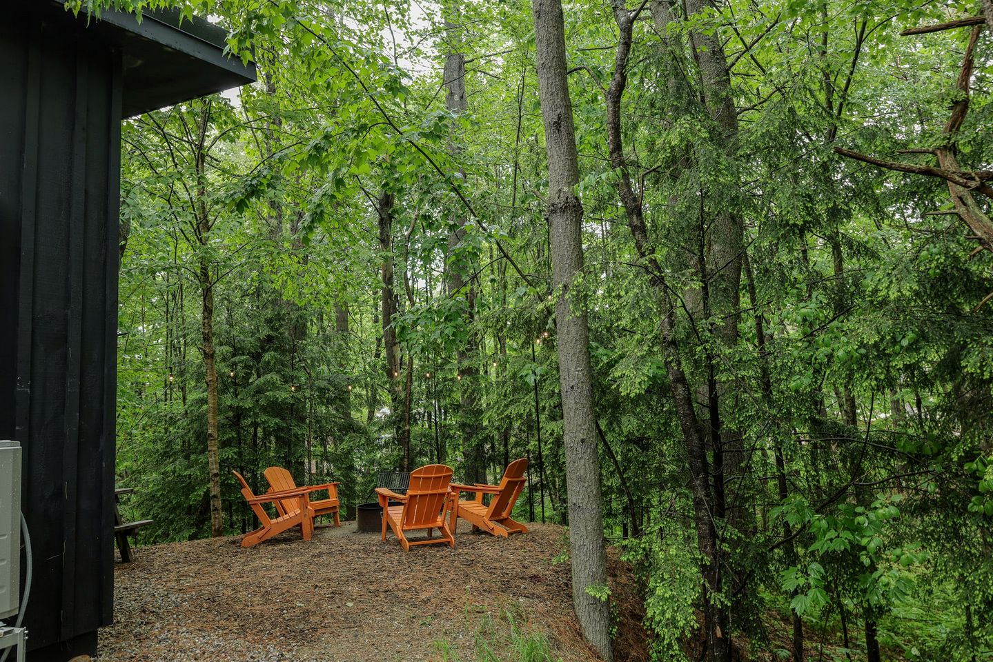 Beautiful Cabin with Modern Indoor Space and Fire Pit in Freeport, Maine