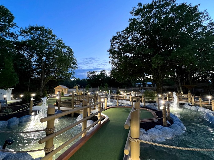 Cabins (United States of America, Freeport, Maine)