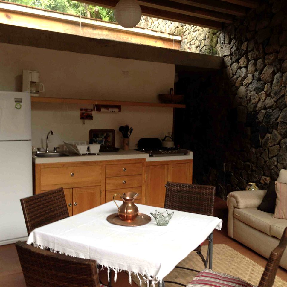 Modern Luxury Casita Rental in Valle de Bravo, Mexico