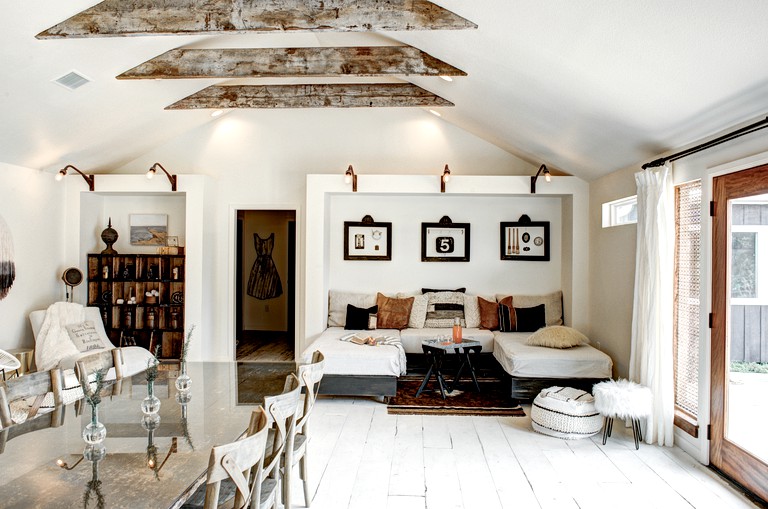 Cottages (Round Top, Texas, United States)