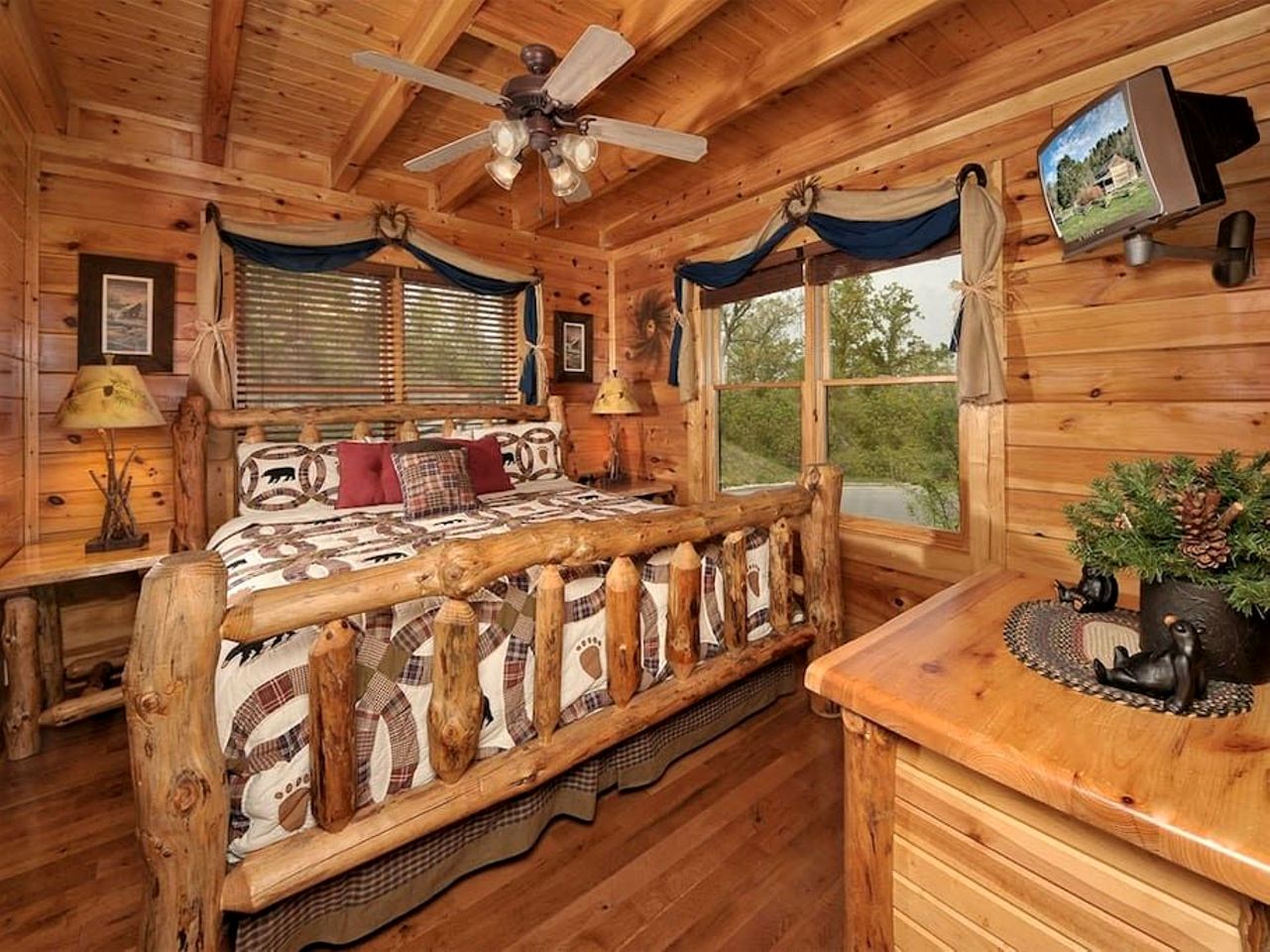 Modern Mountain Cabin Retreat with Game Room and Outdoor Pool in Sevierville, Tennessee