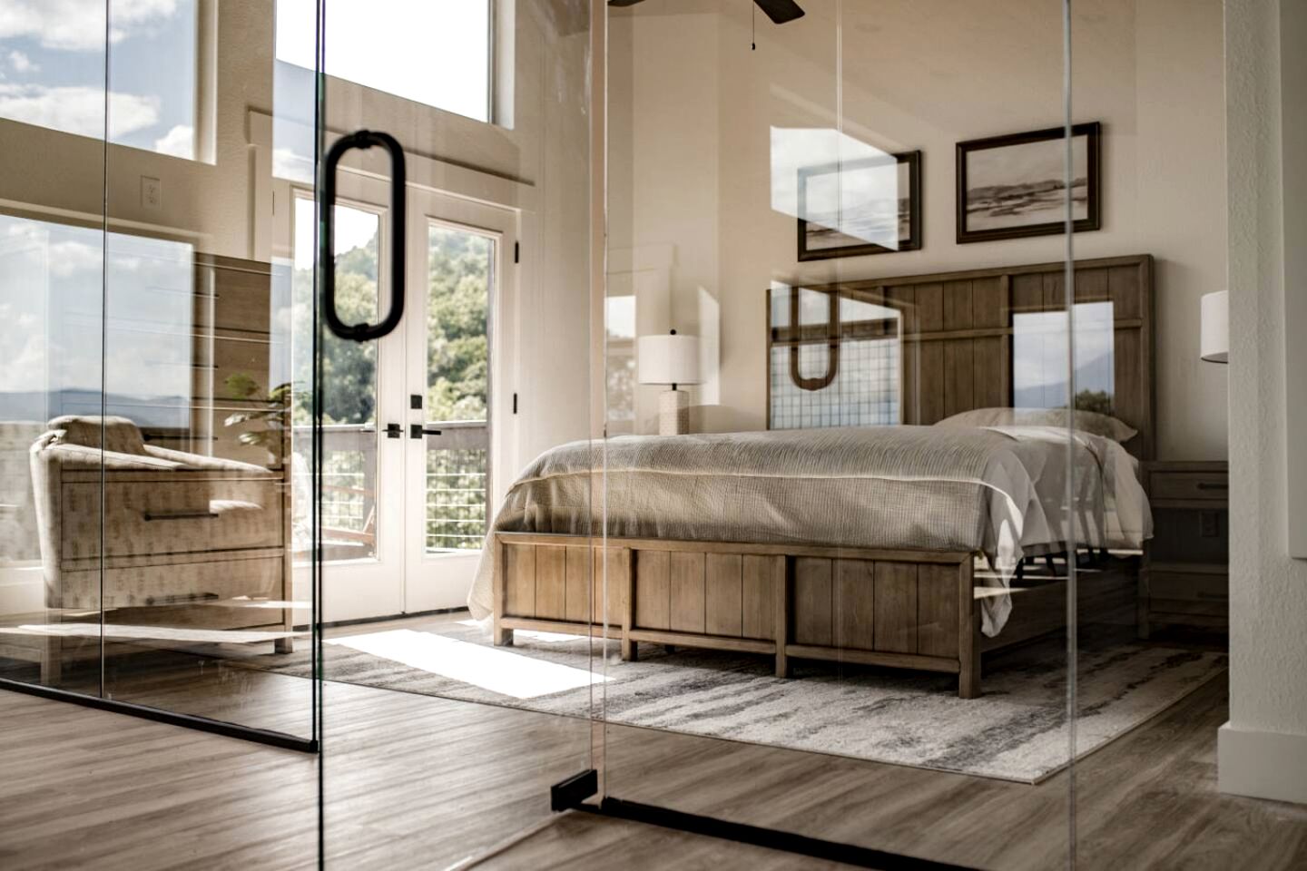 Modern Mountain-Top Chalet with Glass-Wall Views near Dollywood in Pigeon Forge, Tennessee