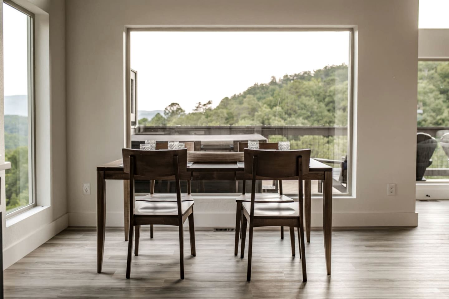 Modern Mountain-Top Chalet with Glass-Wall Views near Dollywood in Pigeon Forge, Tennessee