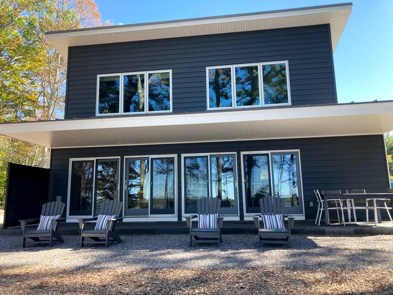 Chic Cottage with Panoramic Lake and Nature Views in Maine