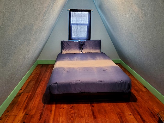 A-Frames (United States of America, Cisco, Texas)