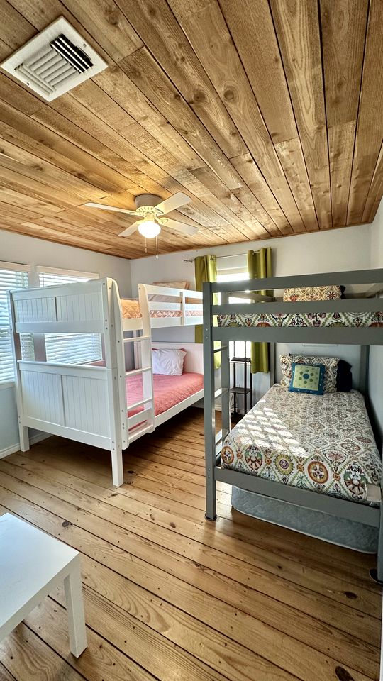 Modern Riverfront Cabin Perfect for Water Activities in Texas