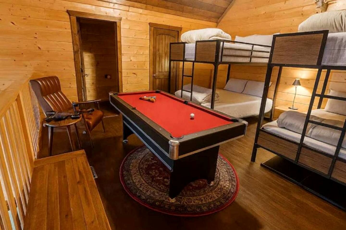 Modern Rustic Cabin with Hot Tub & Loft, Near Shops in Broken Bow, OK