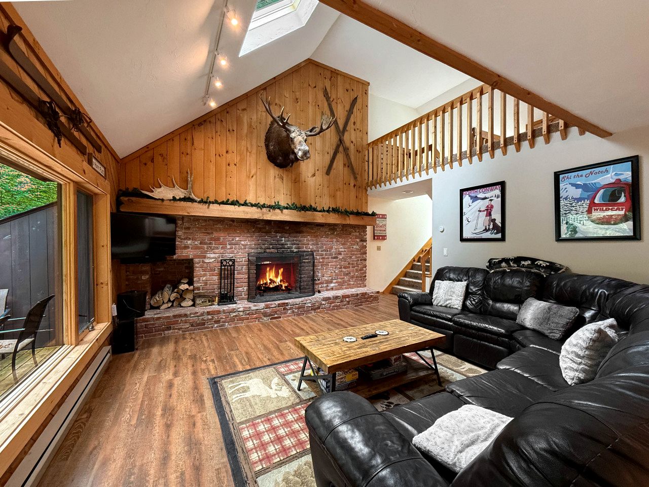 Modern Spacious Cabin Perfect for Families in Bartlett, New Hampshire