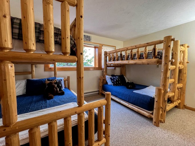Cabins (United States of America, Bartlett, New Hampshire)