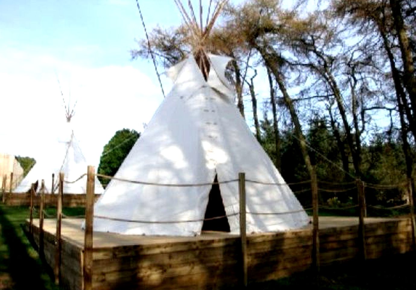 Modern & Spacious Luxury Tipis in UK Countryside