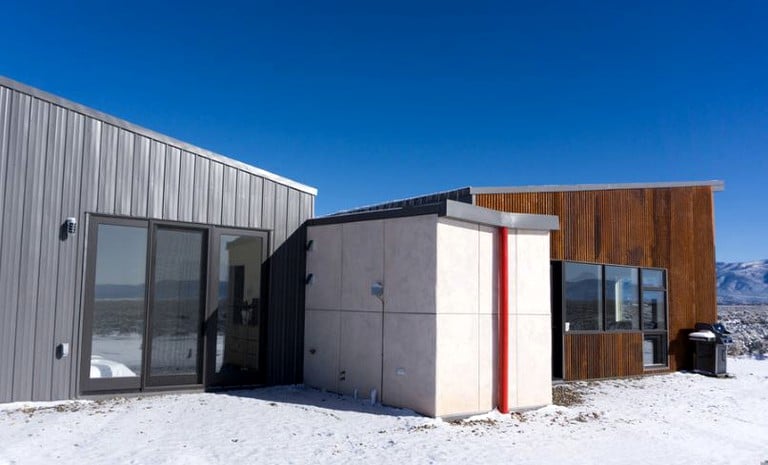 Containers (El Prado, New Mexico, United States)