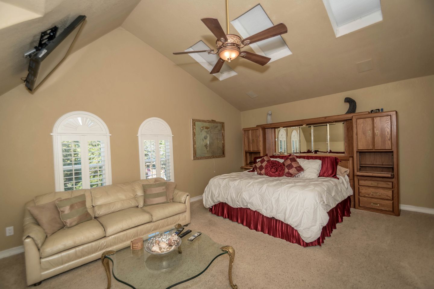 Modern Texas Hill Country Suite Rental for Four near San Antonio