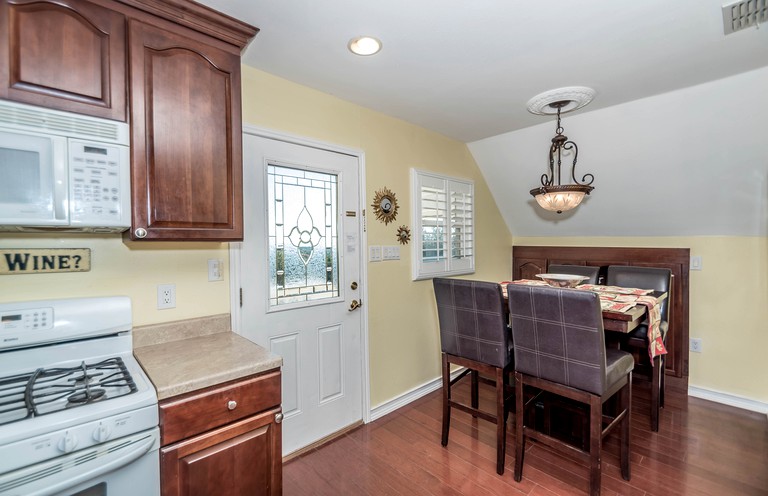 Vacation Rentals (Helotes, Texas, United States)