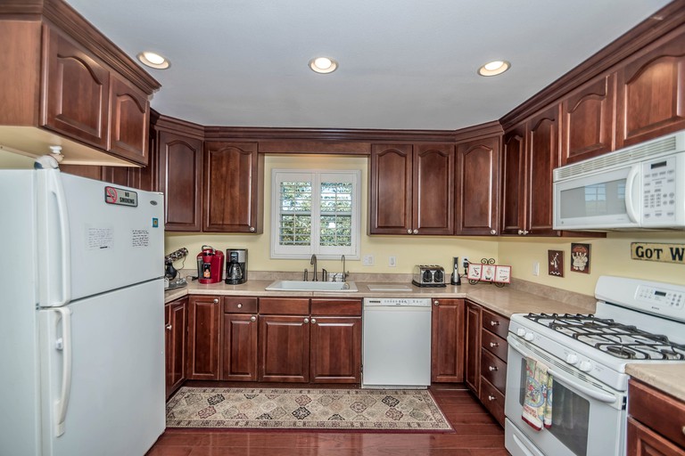 Vacation Rentals (Helotes, Texas, United States)