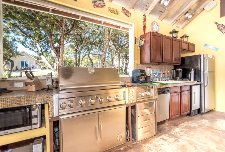 Vacation Rentals (Helotes, Texas, United States)