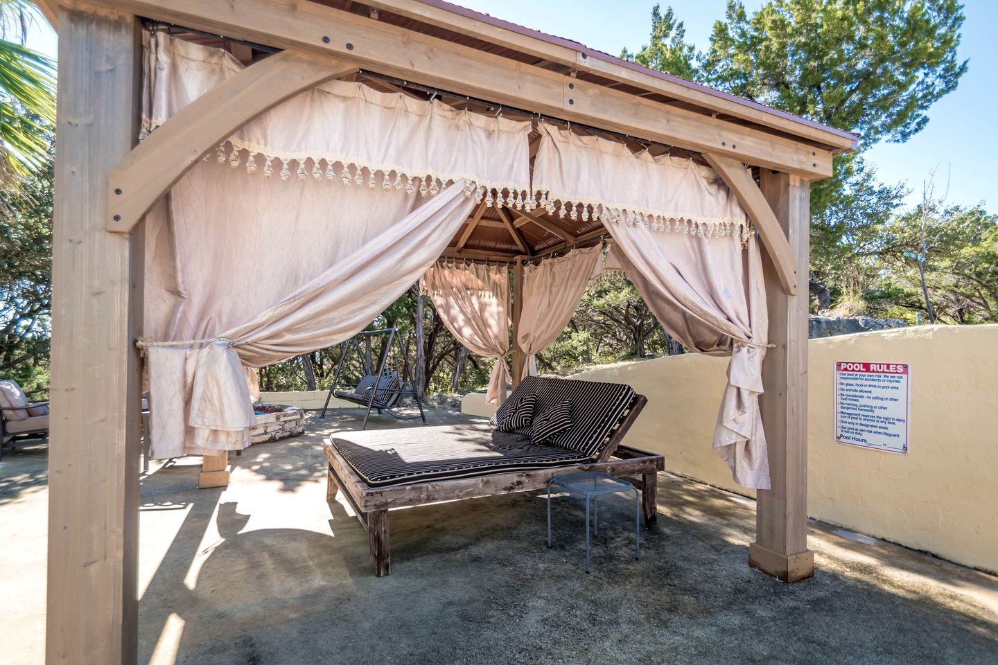 Modern Texas Hill Country Suite Rental for Four near San Antonio