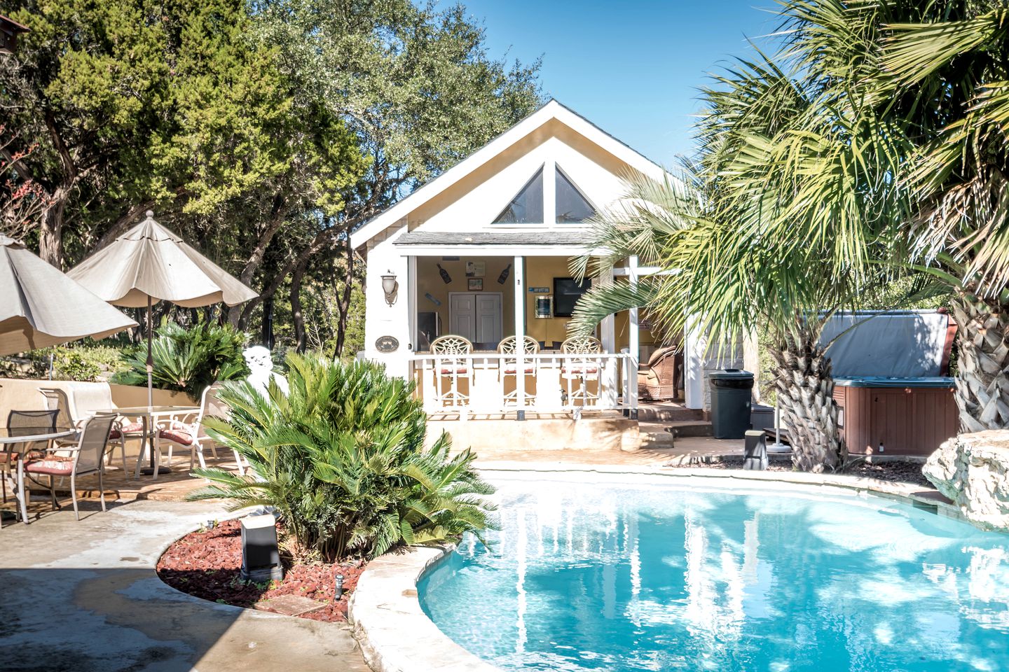 Vacation Rentals (Helotes, Texas, United States)