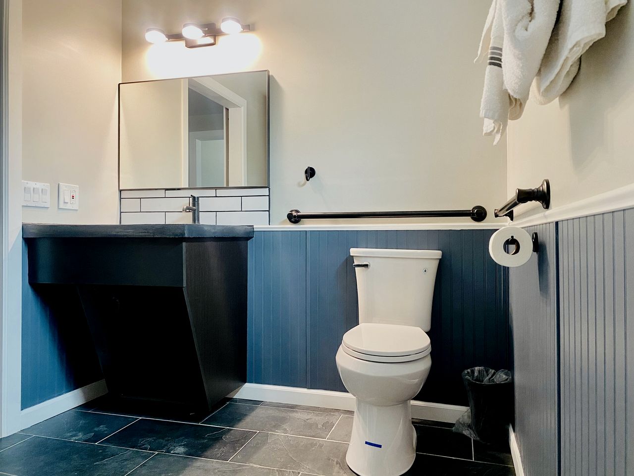 Modern Tiny Home with Mountain Views Near Mt. Whitney, Lone Pine, California