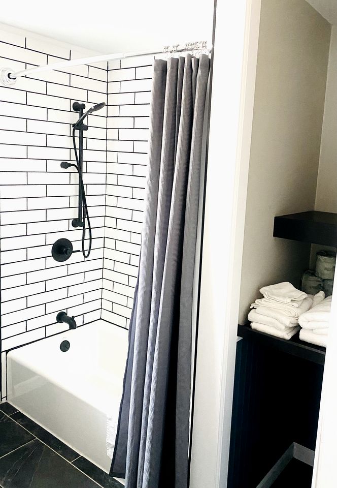 Modern Tiny Home with Mountain Views Near Mt. Whitney, Lone Pine, California