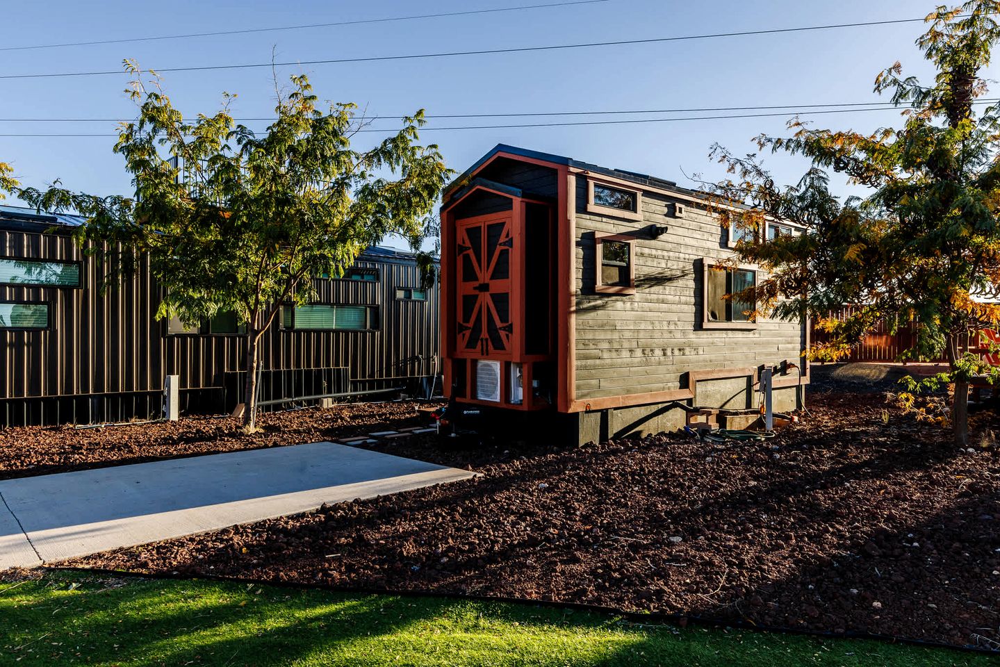 Pet-Friendly Modern Tiny Home with Red Rock Views & Private Deck Near Zion National Park, Apple Valley Utah